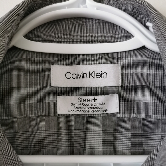 Calvin Klein Button Down - Picture 3 of 3